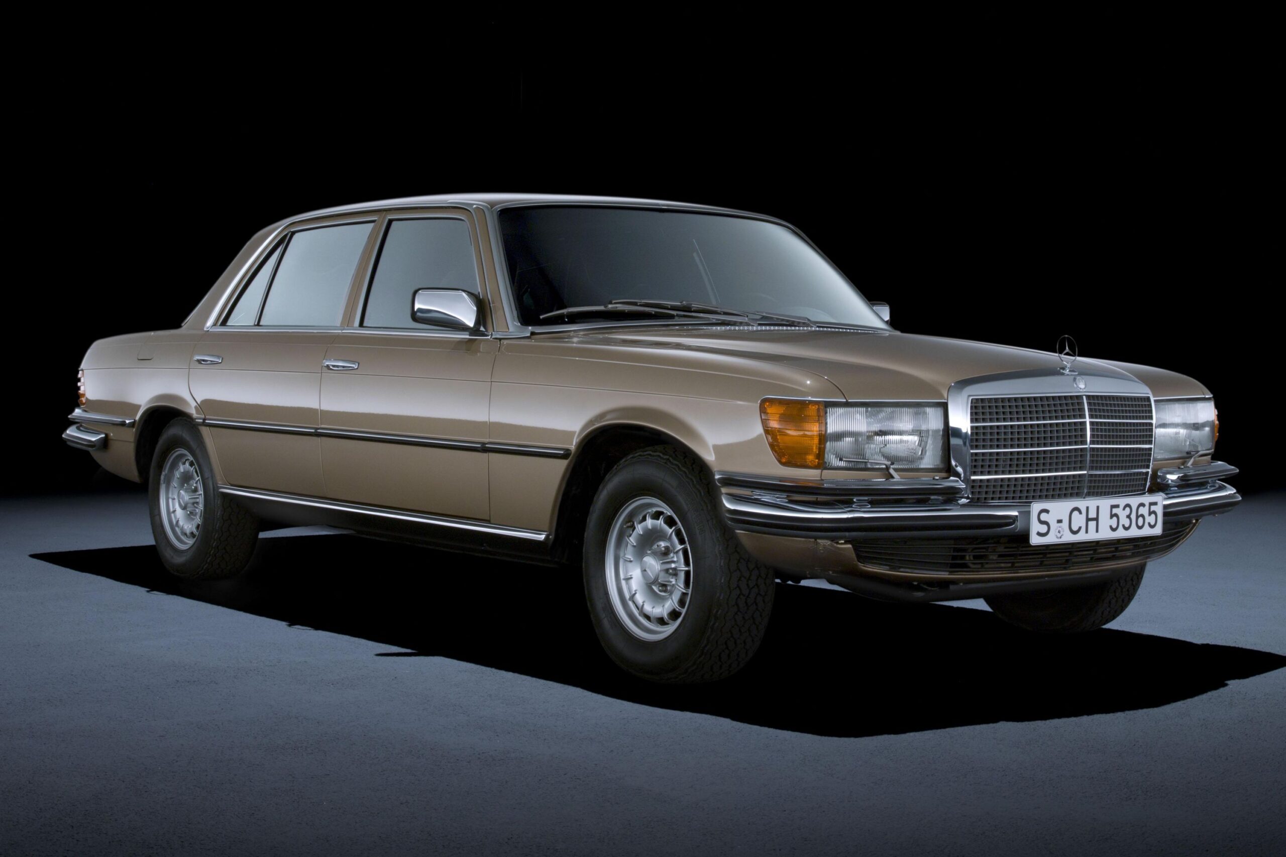 Mercedes-co-dien-05